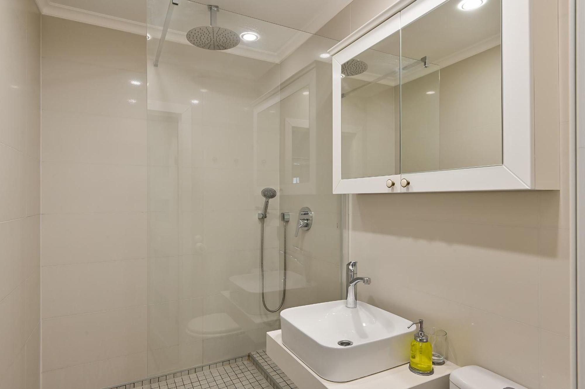Loft Design Studio Apartment & Free Parking Riga Exterior photo