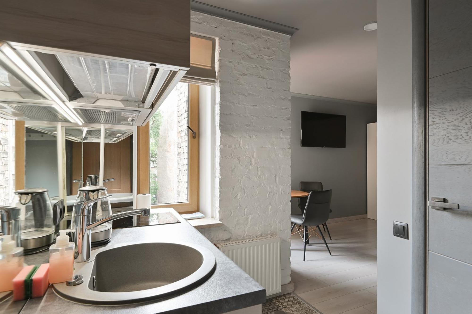 Loft Design Studio Apartment & Free Parking Riga Exterior photo